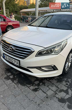 Седан Hyundai Sonata 2014 в Гусятине