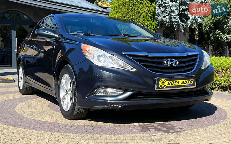 Hyundai Sonata 2013