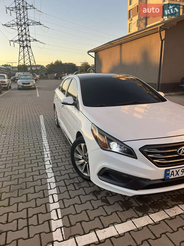 Седан Hyundai Sonata 2014 в Ивано-Франковске