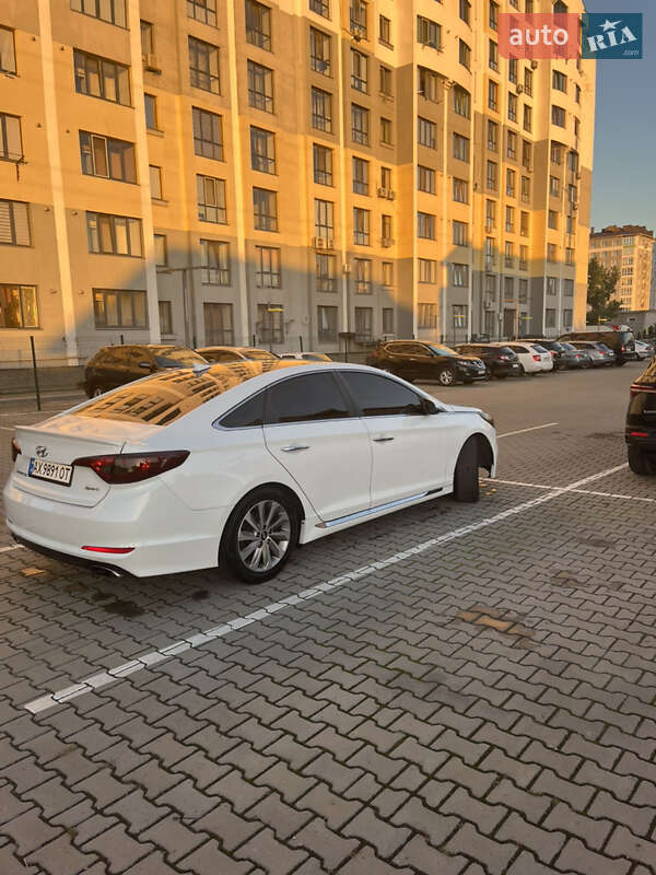 Седан Hyundai Sonata 2014 в Ивано-Франковске