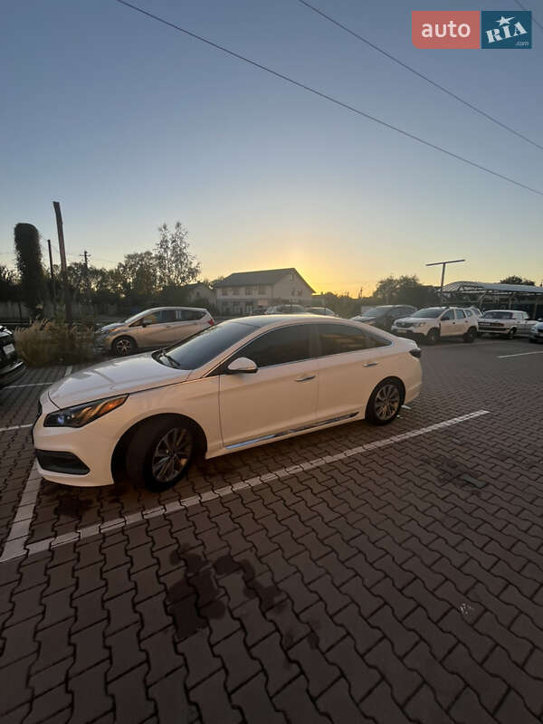 Седан Hyundai Sonata 2014 в Ивано-Франковске