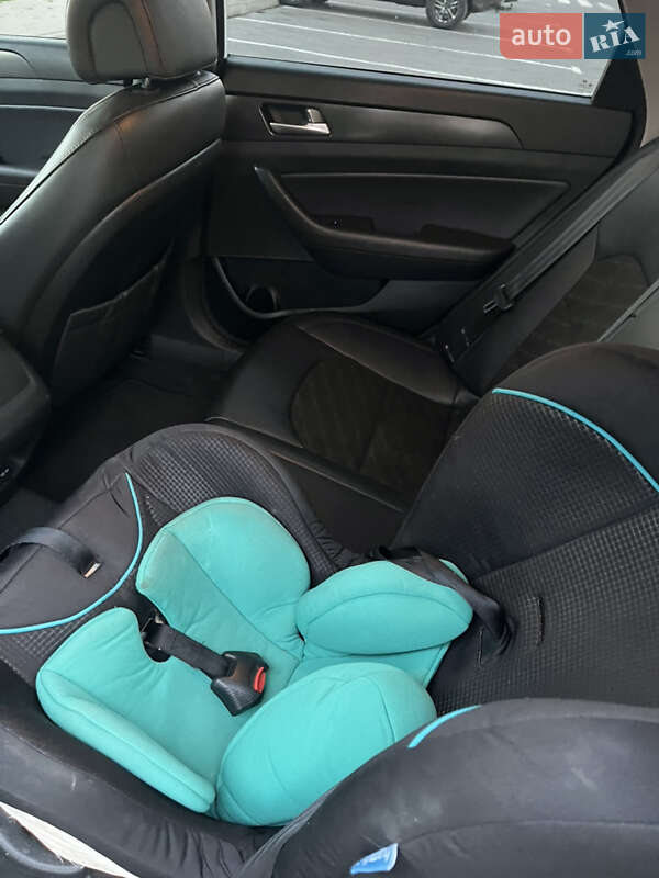 Седан Hyundai Sonata 2014 в Ивано-Франковске