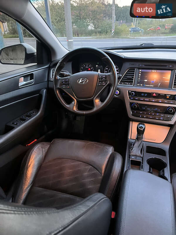 Седан Hyundai Sonata 2014 в Ивано-Франковске