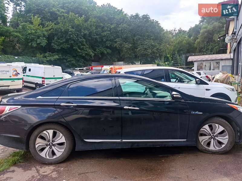 Седан Hyundai Sonata 2014 в Києві