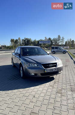 Седан Hyundai Sonata 2006 в Киеве