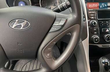 Седан Hyundai Sonata 2013 в 