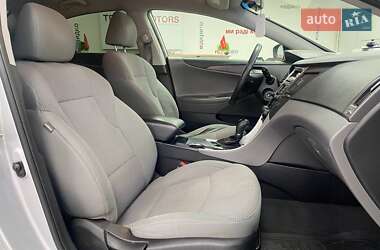 Седан Hyundai Sonata 2013 в 