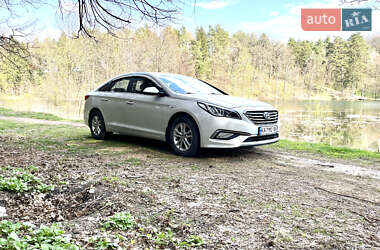 Седан Hyundai Sonata 2015 в Тростянці