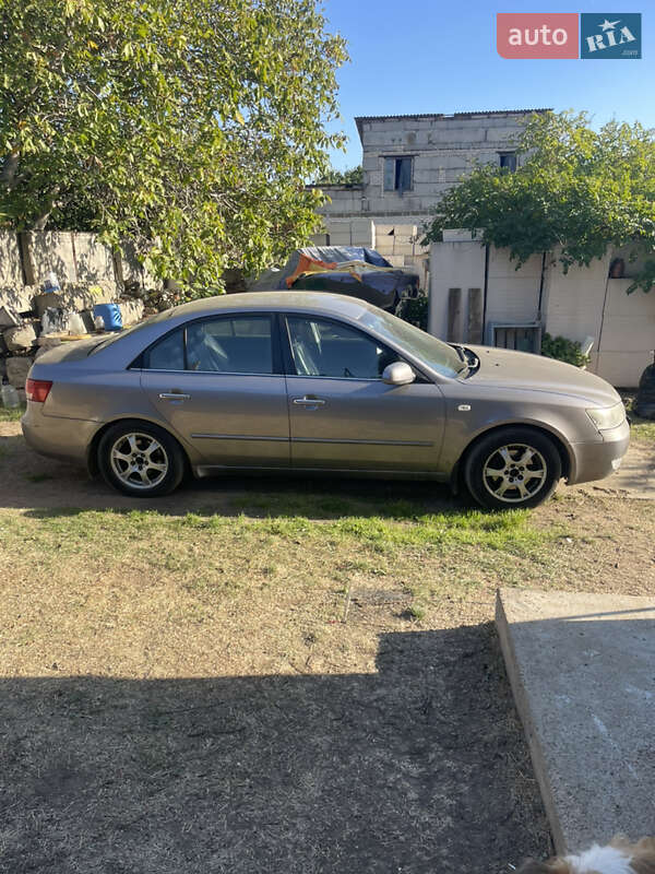 Hyundai Sonata 2008