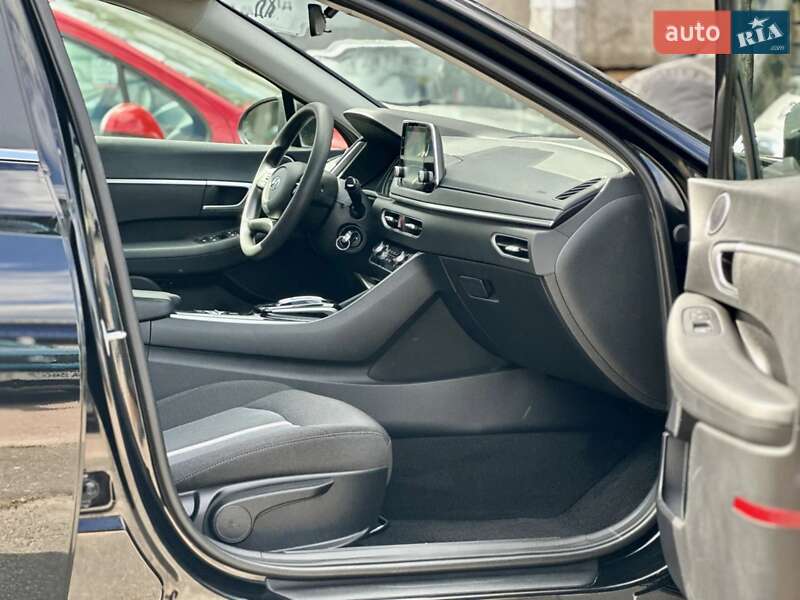 Седан Hyundai Sonata 2020 в Киеве фото 29 Седан Hyundai Sonata 2020 в Киеве