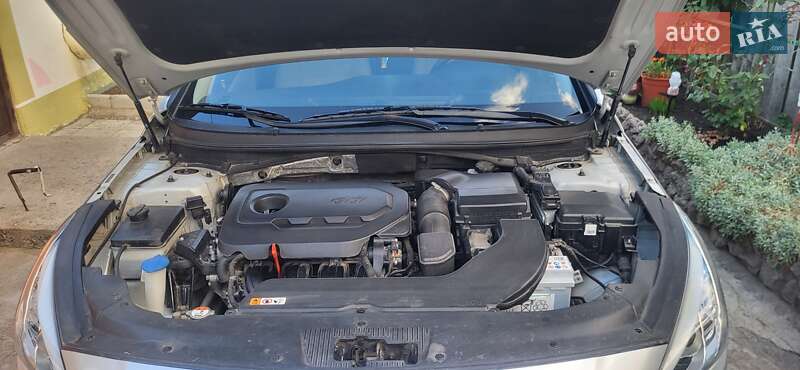 Седан Hyundai Sonata 2015 в Кропивницком