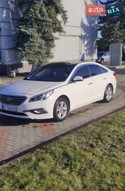 Седан Hyundai Sonata 2016 в Буске