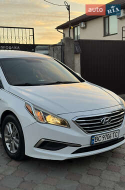 Седан Hyundai Sonata 2015 в 