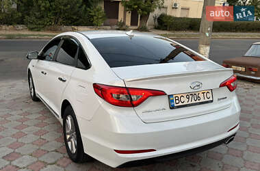 Седан Hyundai Sonata 2015 в 