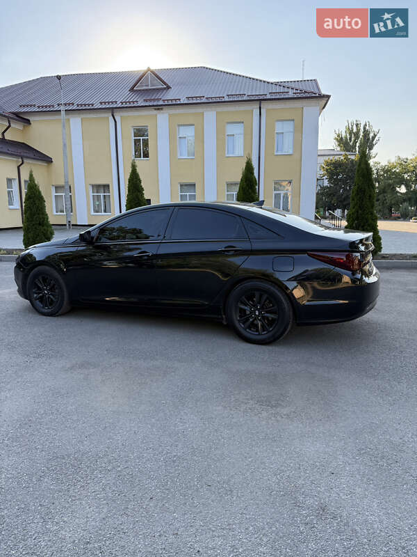 Седан Hyundai Sonata 2012 в Синельниково