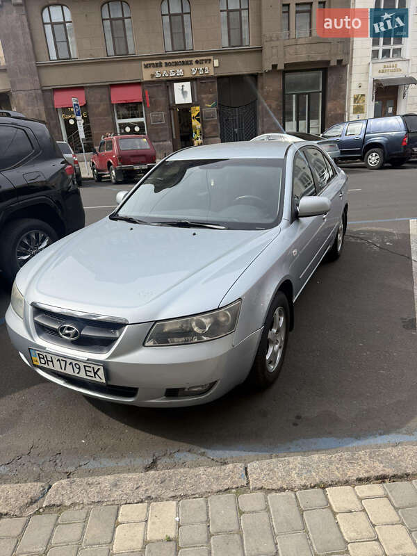 Hyundai Sonata 2007