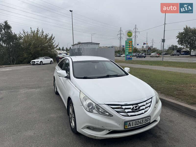 Седан Hyundai Sonata 2011 в 