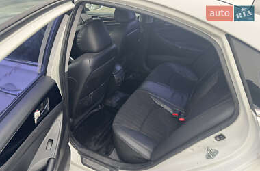 Седан Hyundai Sonata 2011 в 