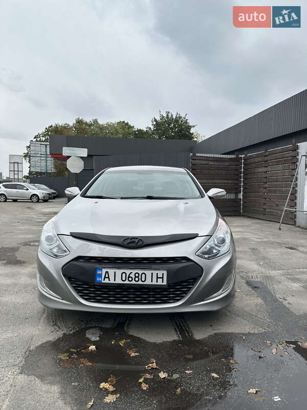 Hyundai Sonata 2013