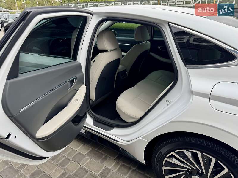 Седан Hyundai Sonata 2020 в Киеве фото 15 Седан Hyundai Sonata 2020 в Киеве
