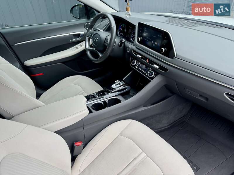 Седан Hyundai Sonata 2020 в Киеве фото 32 Седан Hyundai Sonata 2020 в Киеве