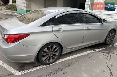 Седан Hyundai Sonata 2014 в Киеве