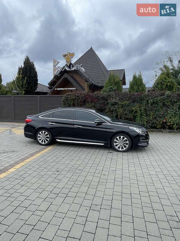 Седан Hyundai Sonata 2014 в Стрию