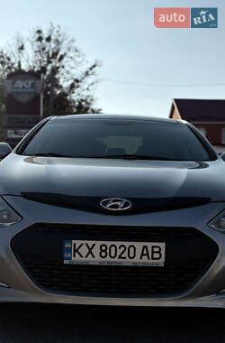 Седан Hyundai Sonata 2013 в  фото 9 Седан Hyundai Sonata 2013 в
