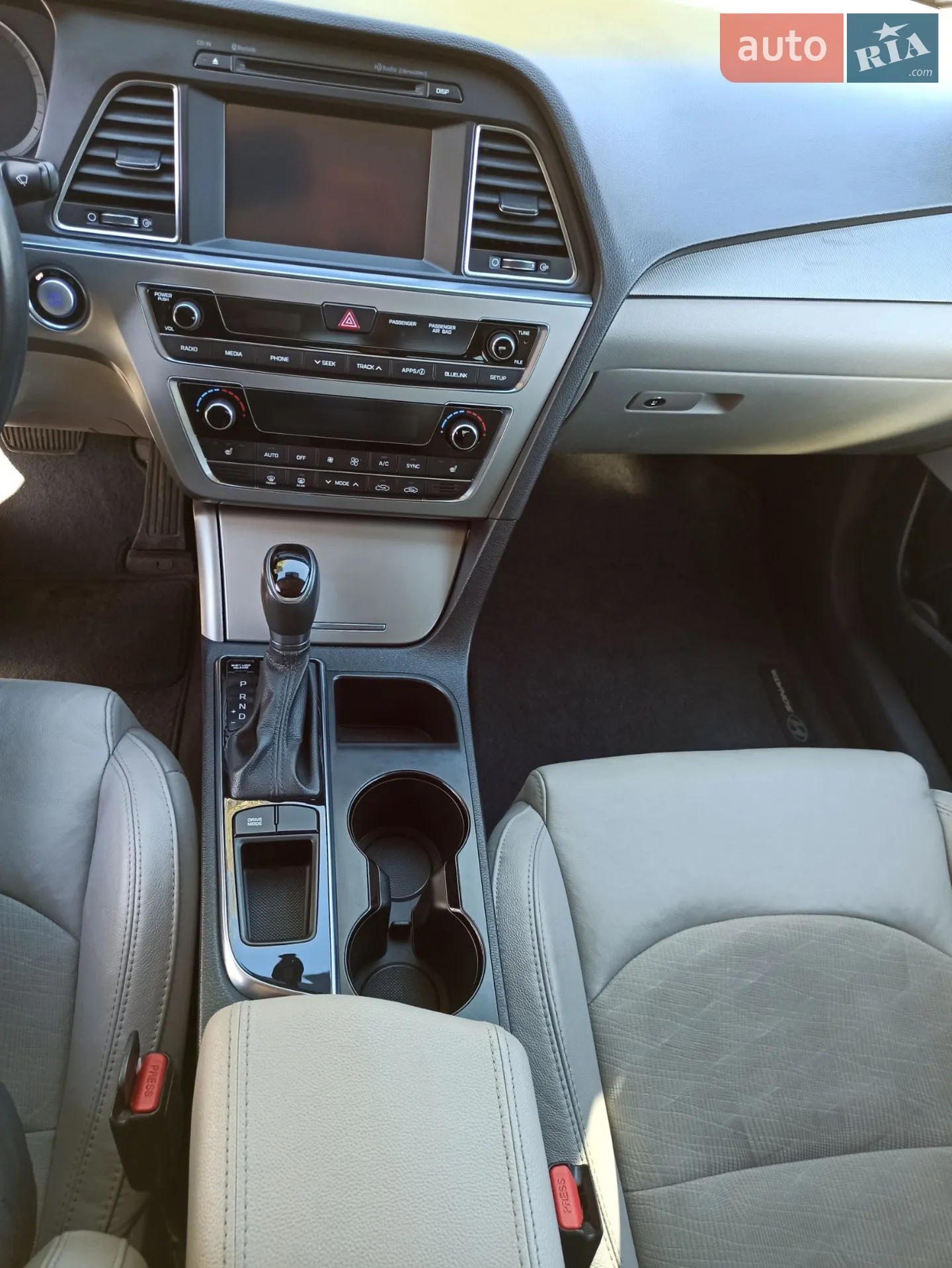 2016 Hyundai Sonata - мініатюра 29
