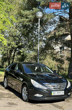 Седан Hyundai Sonata 2012 в Сколе