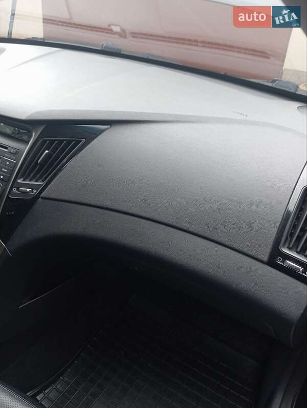 Седан Hyundai Sonata 2014 в Луцке фото 29 Седан Hyundai Sonata 2014 в Луцке