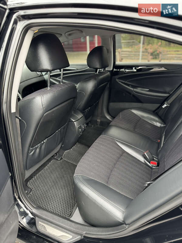 Седан Hyundai Sonata 2011 в Виннице