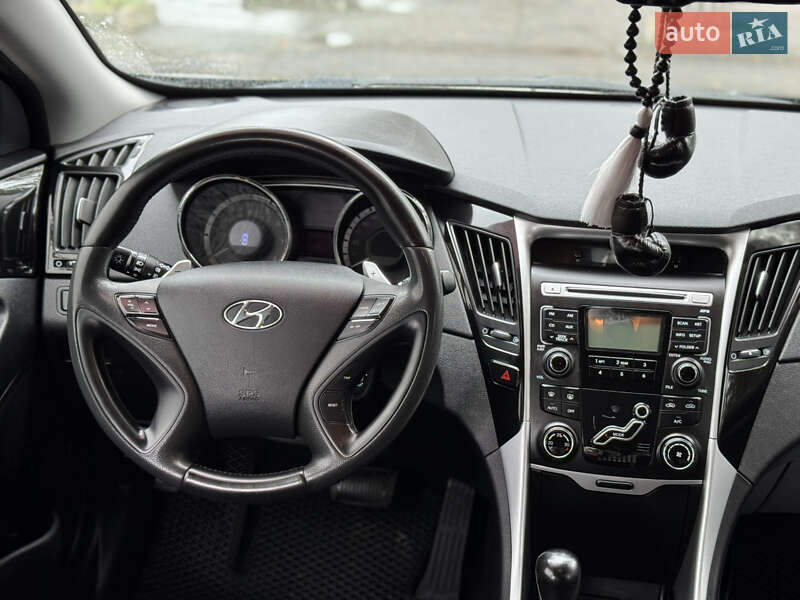 Седан Hyundai Sonata 2011 в Виннице