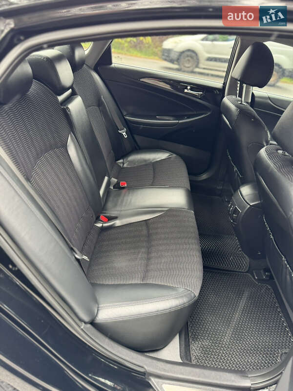 Седан Hyundai Sonata 2011 в Виннице