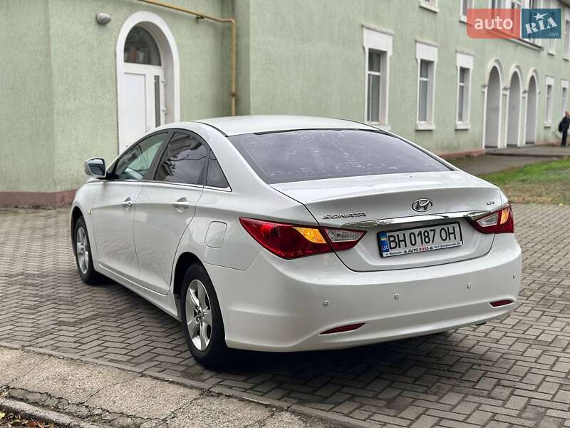 Седан Hyundai Sonata 2013 в Николаеве