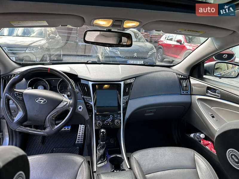 Седан Hyundai Sonata 2013 в Львове