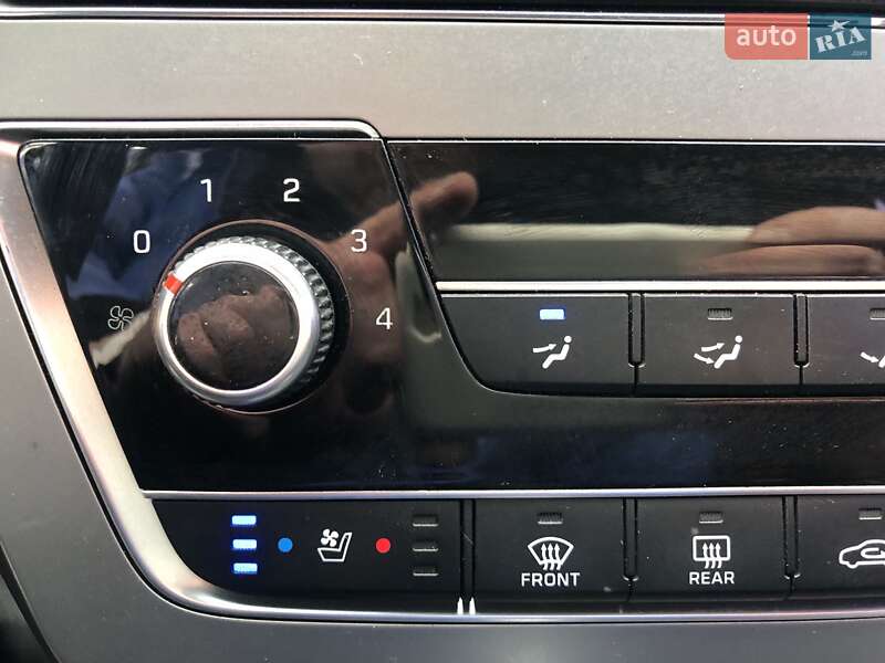Седан Hyundai Sonata 2017 в Киеве фото 16 Седан Hyundai Sonata 2017 в Киеве