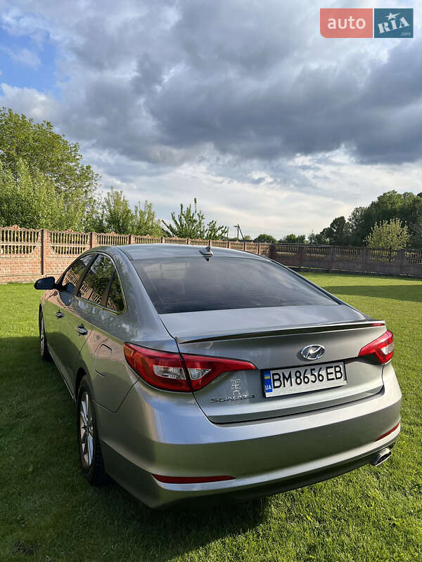Седан Hyundai Sonata 2015 в Глобине