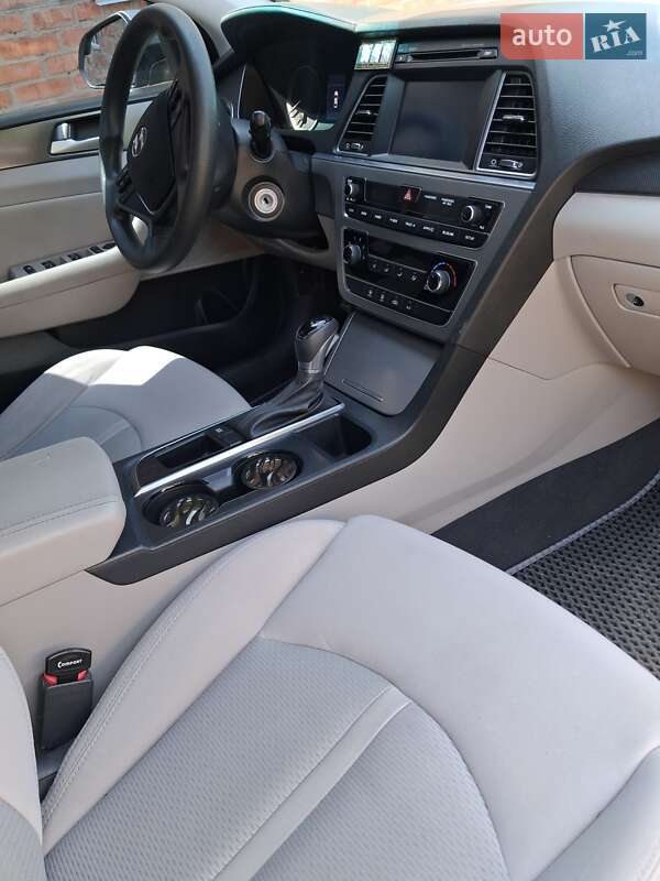 Седан Hyundai Sonata 2016 в Пирятине фото 6 Седан Hyundai Sonata 2016 в Пирятине
