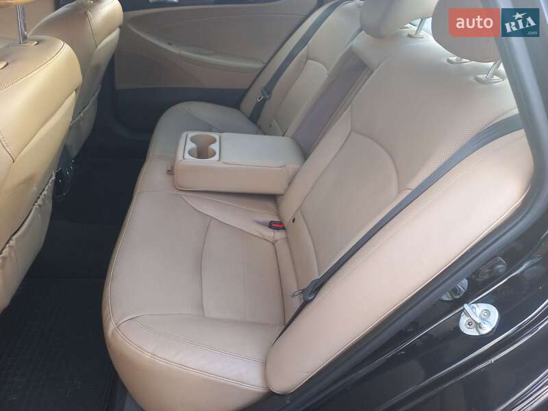Седан Hyundai Sonata 2011 в Києві
