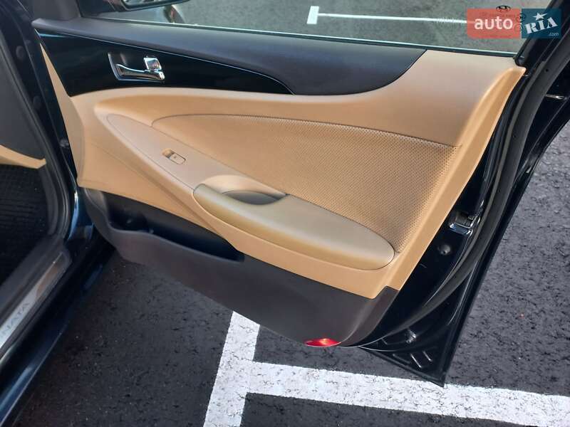Седан Hyundai Sonata 2011 в Києві
