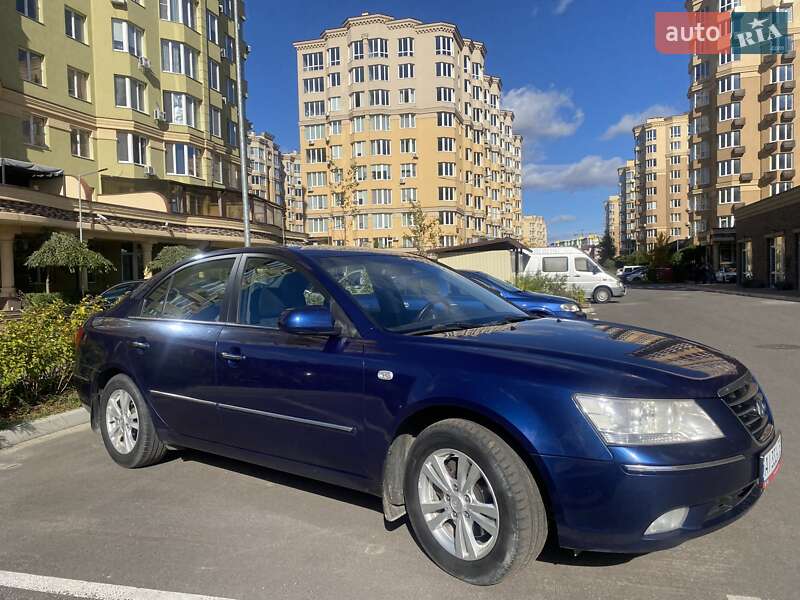 Седан Hyundai Sonata 2008 в Киеве