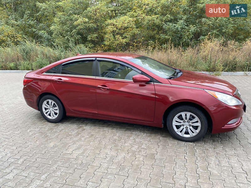 Седан Hyundai Sonata 2010 в Полтаве