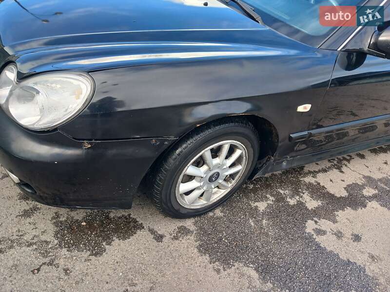 Седан Hyundai Sonata 2003 в Чернигове