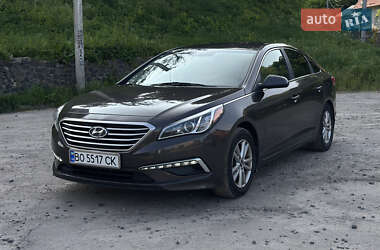 Седан Hyundai Sonata 2015 в Остроге