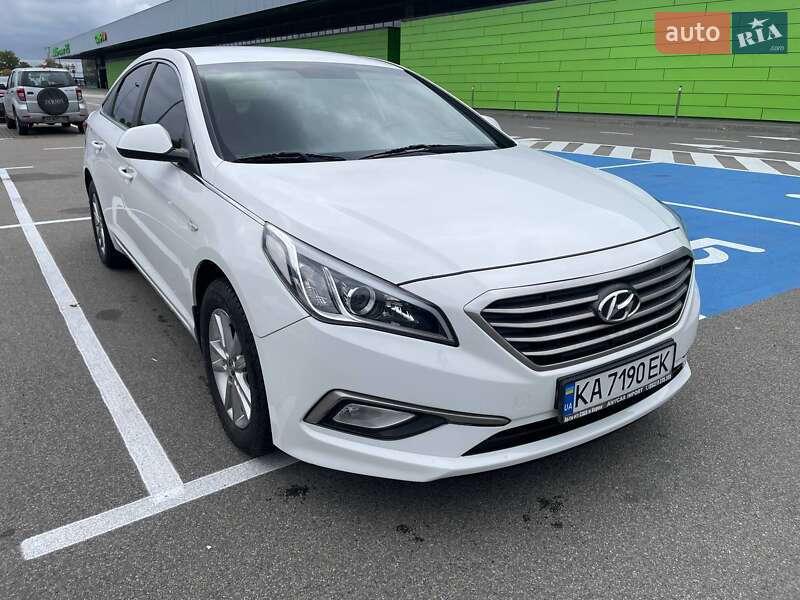 Седан Hyundai Sonata 2016 в Киеве
