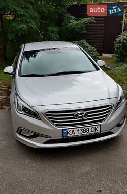 Седан Hyundai Sonata 2015 в Киеве