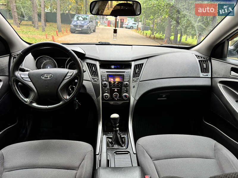 Седан Hyundai Sonata 2013 в Киеве фото 10 Седан Hyundai Sonata 2013 в Киеве