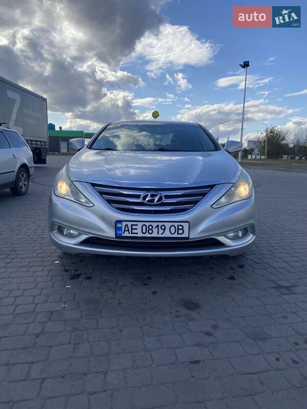 Седан Hyundai Sonata 2012 в Новомосковську