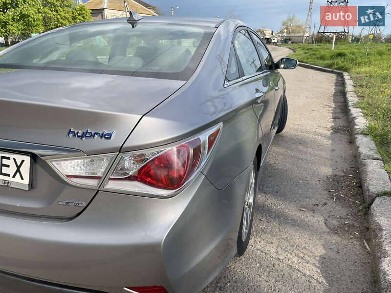 Седан Hyundai Sonata 2013 в Николаеве